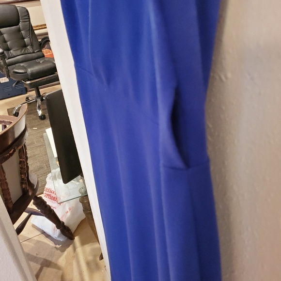 Tahari royal blue dress. - Picture 5 of 7